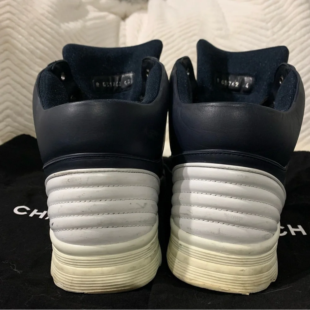 Chanel 2tone high tops - Picture 5 of 12